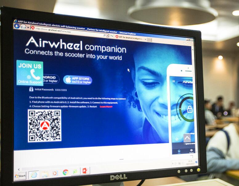 Para começar com, Airwheel Marte rover presta atenção à experiência de pilotagem dos pilotos. 